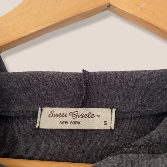 GREY Comfy Hoodie - Picture 3 of 4